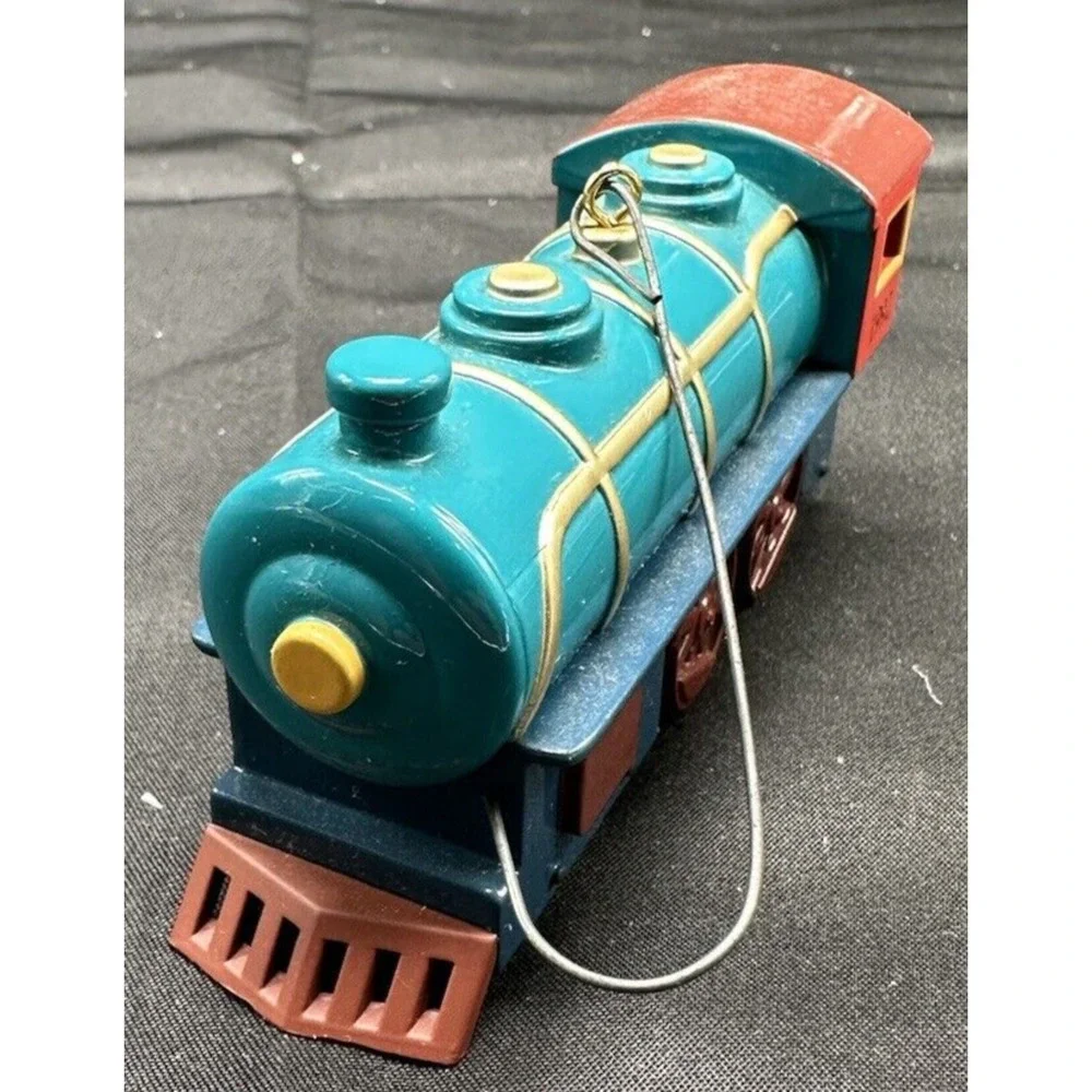 HALLMARK KEEPSAKE ORNAMENT TRAIN COLLECTION SKY LINE LOCOMOTIVE VINTAGE 1992
